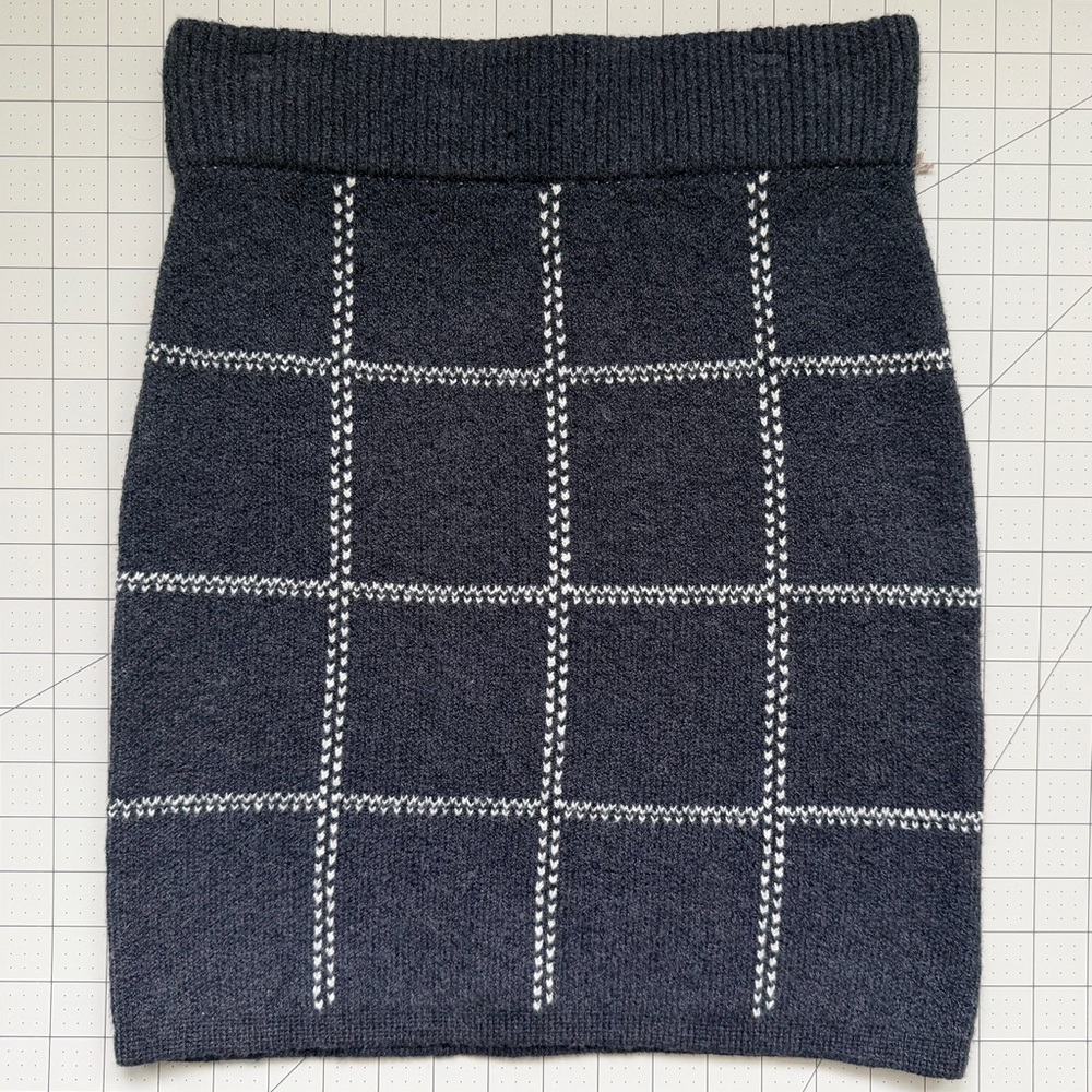 Universal Thread Black and White Grid Mini Skirt